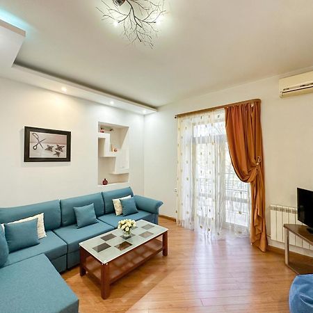 Ris Central Apartments Erévan Extérieur photo